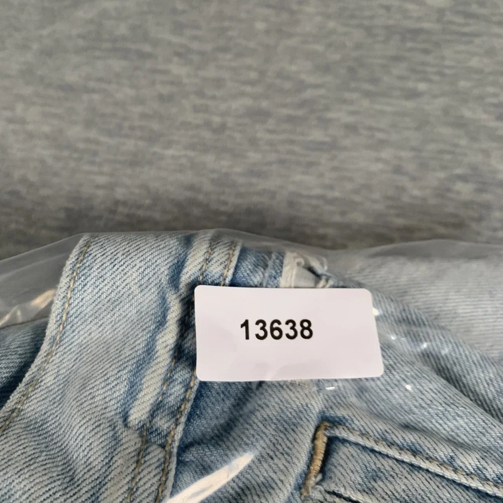 Old Navy Boyfriend Denim Jacket Womens Petite Medium‎ Light Wash Distressed Jean